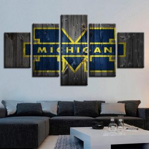 Michigan Wolverines Barnwood Sport - 5 Panel Canvas Art Wall Decor