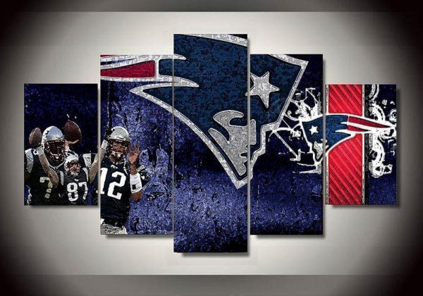 New England Patriots 5 Football - 5 Panel Canvas Art Wall Decor