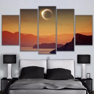 Solar Eclipse 1 - Nature 5 Panel Canvas Art Wall Decor