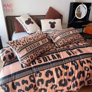 Clrsdian Dior Luxury Brand Bedding Sets POD Design