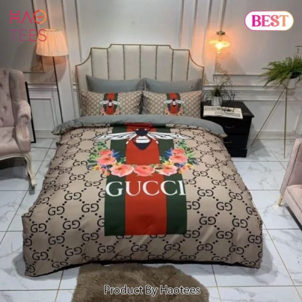 Gucci Bee Flower Luxury Brand High-End Bedding Set Home Decor – HU21