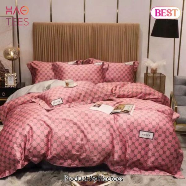 Gucci Logo Pinky Luxury Brand High-End Bedding Set Home Decor