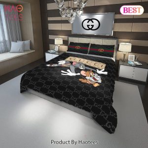 Gucci Tom And Jerrry Fashion Logo Luxury Brand Premium Bedding Set Home Decor