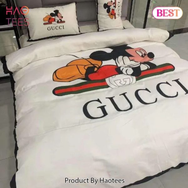 Gucci White Mickey New Hot Logo Luxury Brand High-End Bedding Set Home Decor