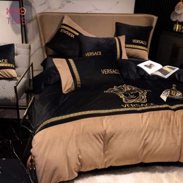 HOT Versace Black Bedding Set