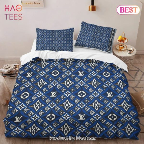 Louis Vuitton Fashion Logo Premium Luxury Brand High-End Bedding Set LV Home Decor